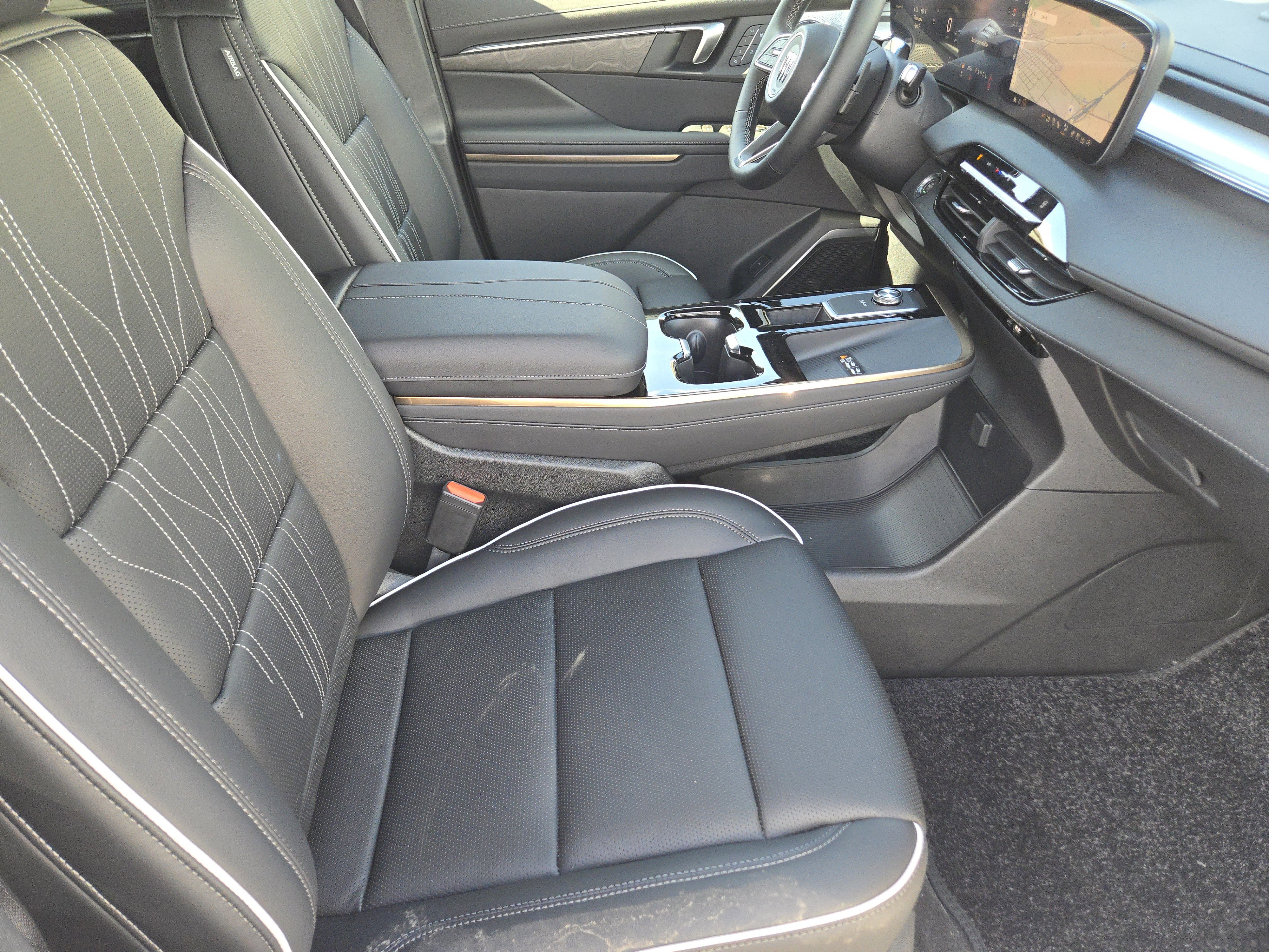 New 2026 Buick Enclave Avenir image 11