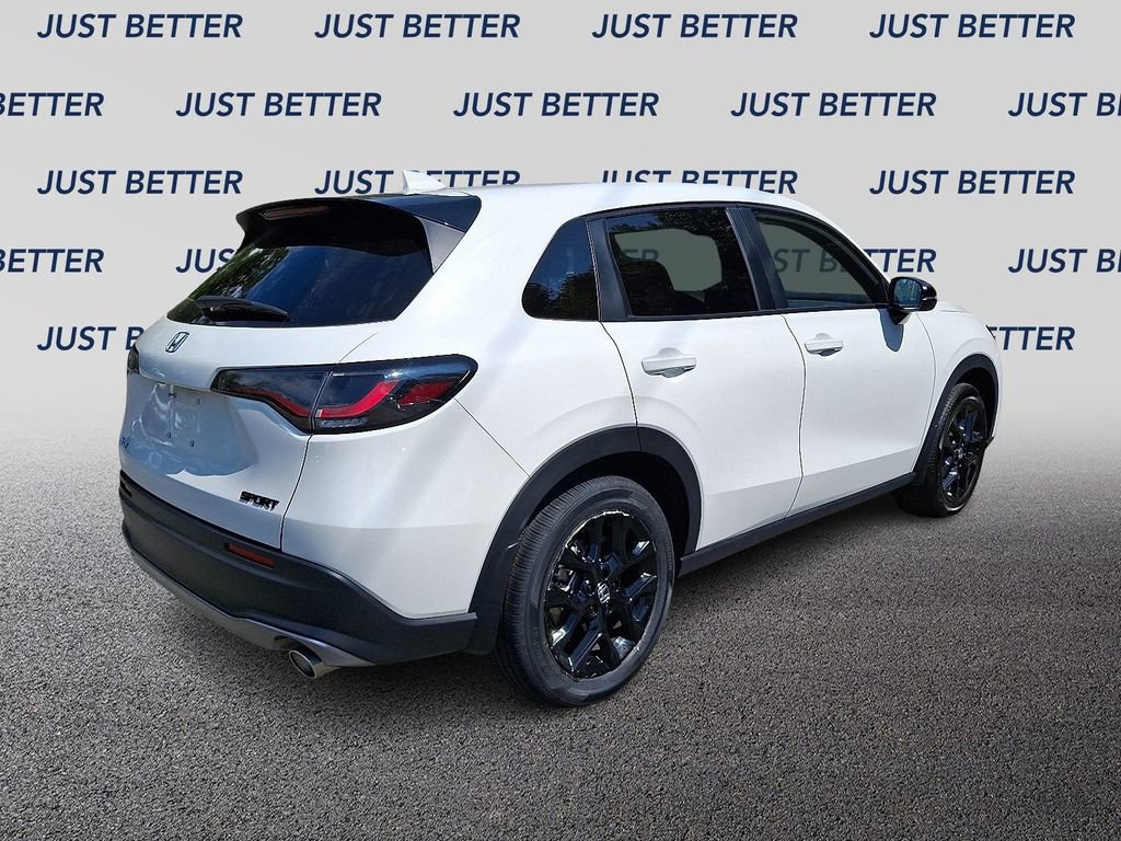 Used 2025 Honda HR-V Sport image 6