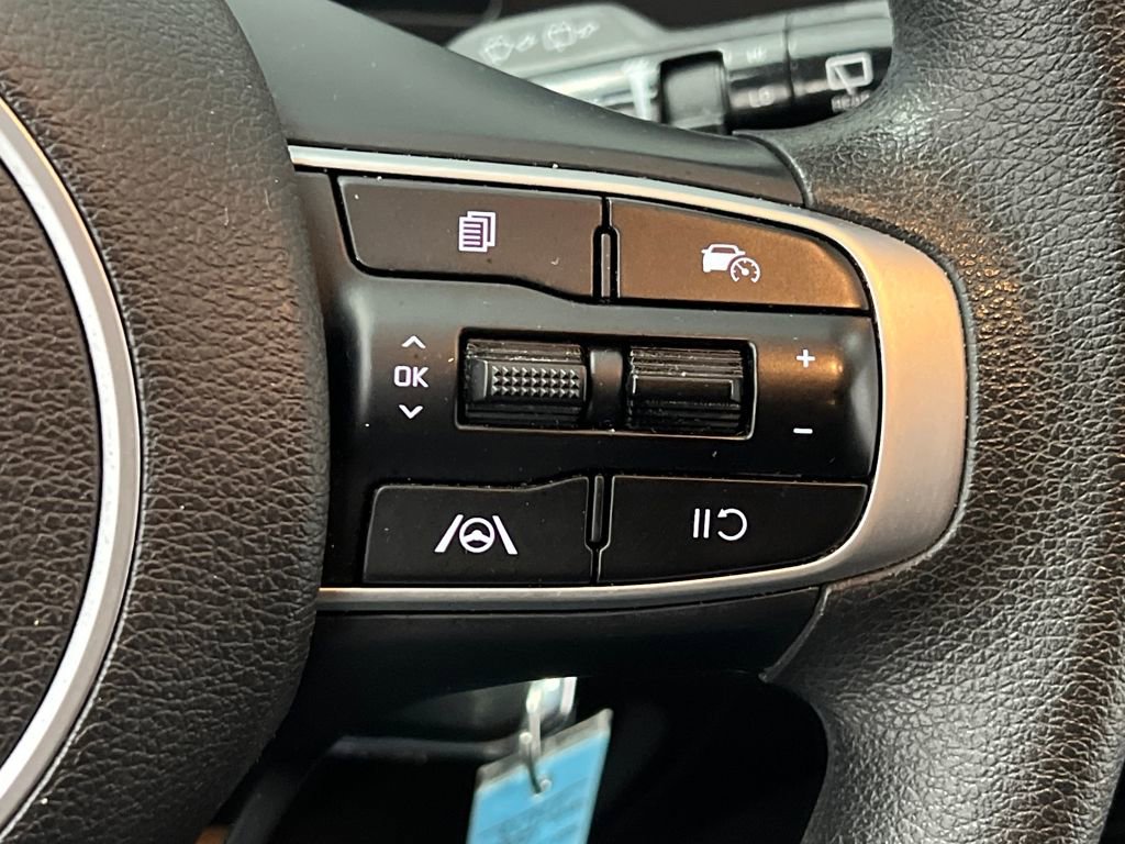 Used 2024 Kia Sportage LX image 43