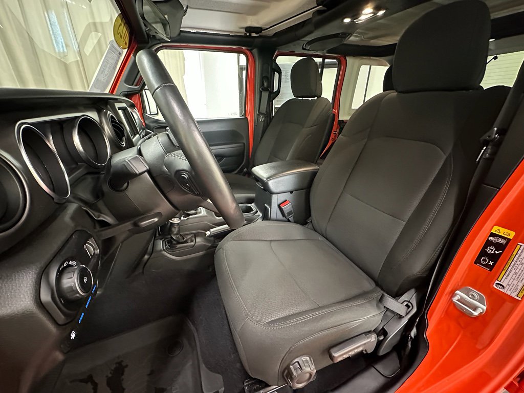 Used 2023 Jeep Wrangler Unlimited w/ Cold Weather Group image 24