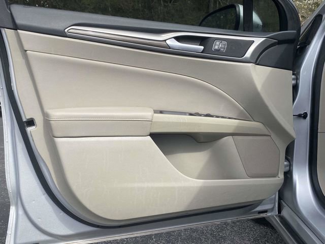 Certified 2019 Ford Fusion SEL image 18