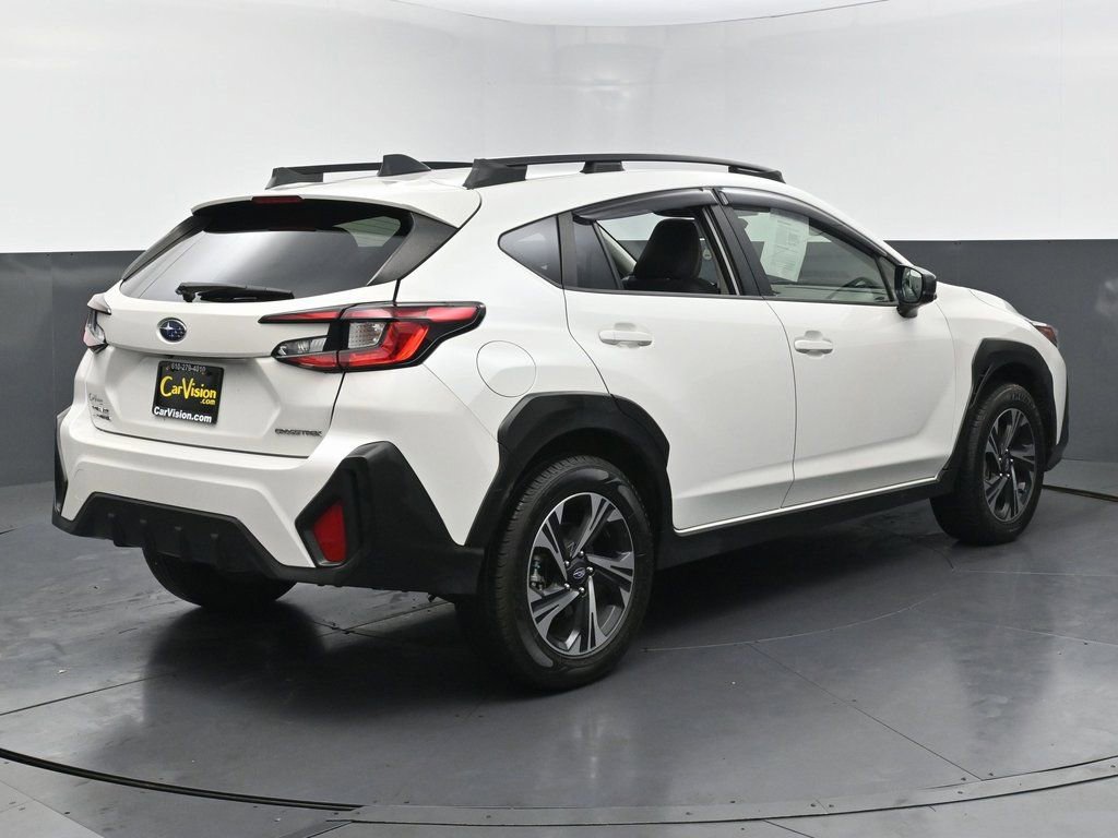 Used 2024 Subaru Crosstrek 2.0i Premium image 5