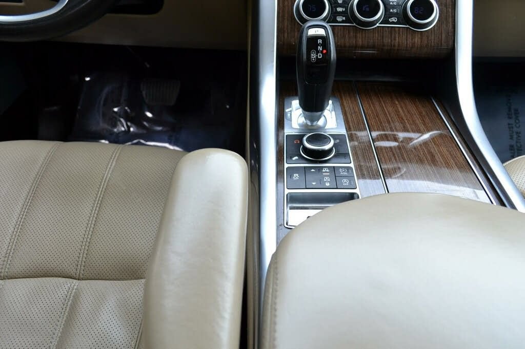 Used 2015 Land Rover Range Rover Sport HSE AWD/4WD image 25