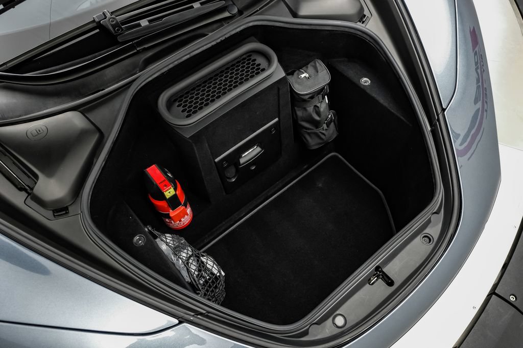 Used 2018 McLaren 720S Performance RWD image 40