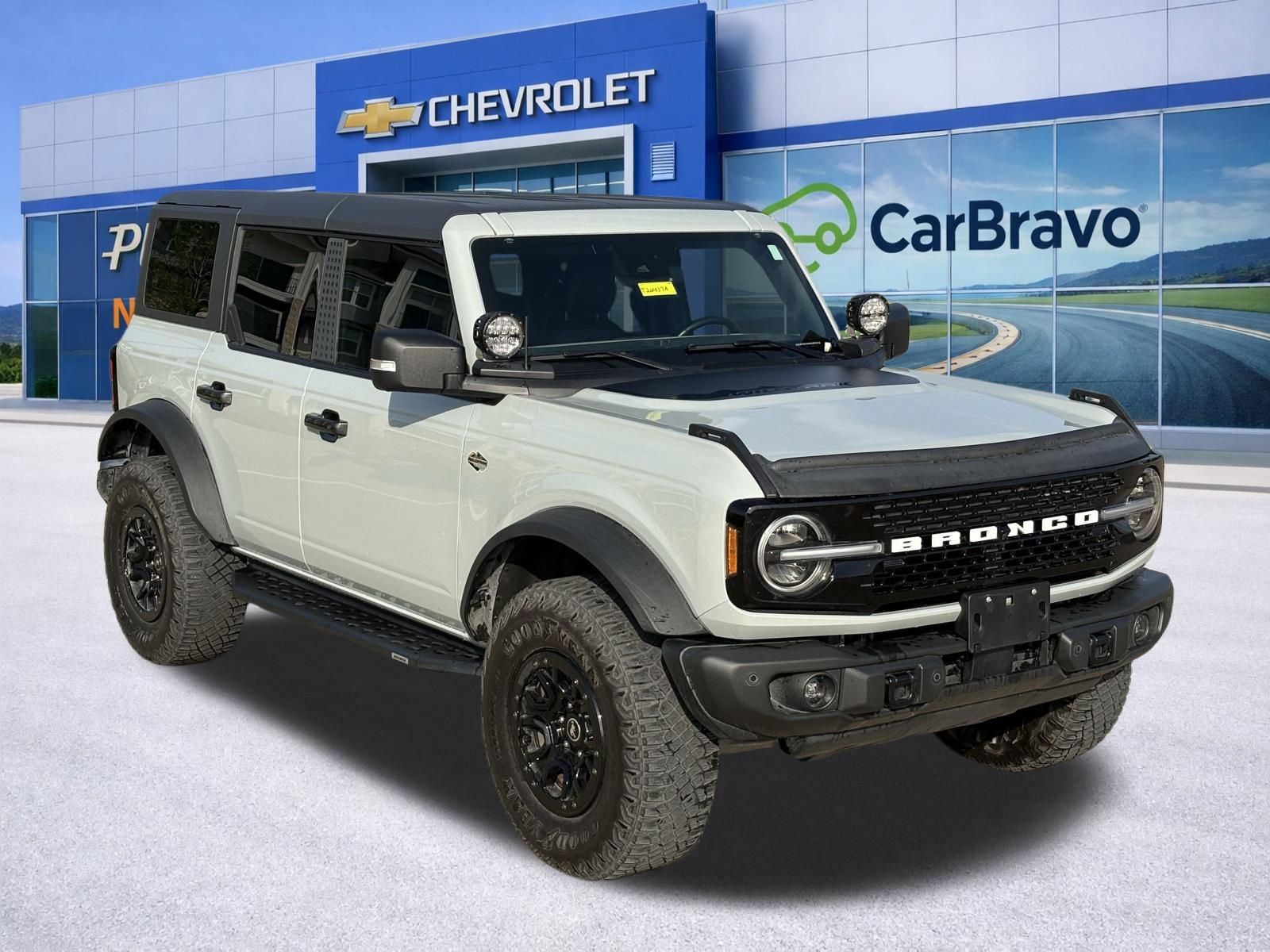 Used 2023 Ford Bronco Wildtrak image 11