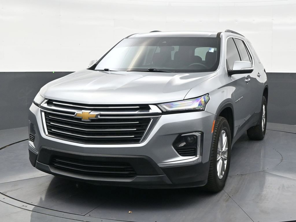 Used 2023 Chevrolet Traverse LT FWD image 8