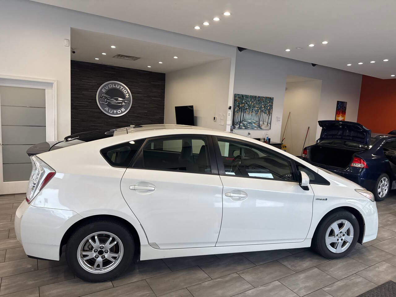 Used 2010 Toyota Prius One image 31