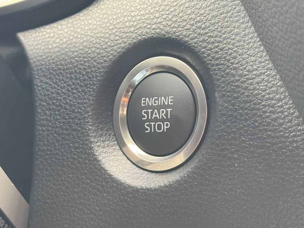 New 2026 Toyota Corolla SE FWD image 31