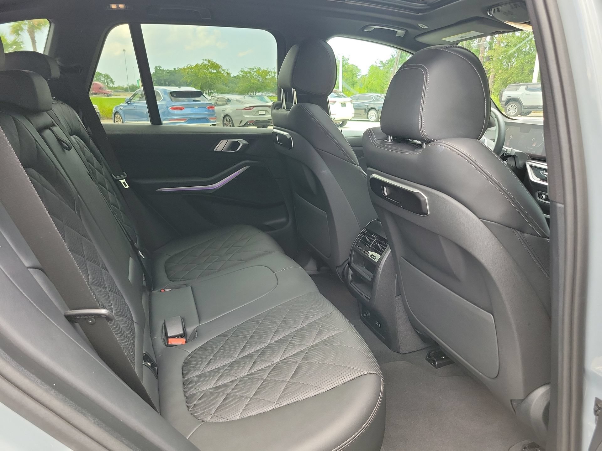 Used 2024 BMW X5 sDrive40i w/ M Sport Package RWD image 37