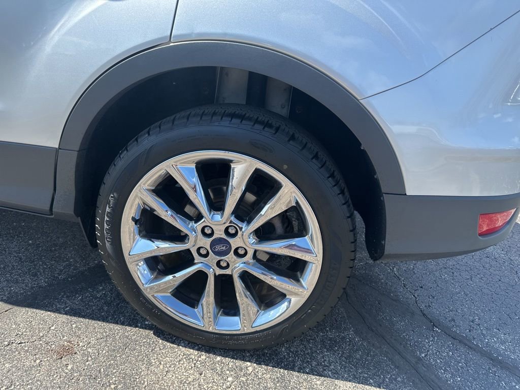 Used 2014 Ford Escape SE w/ SE Chrome Package image 23