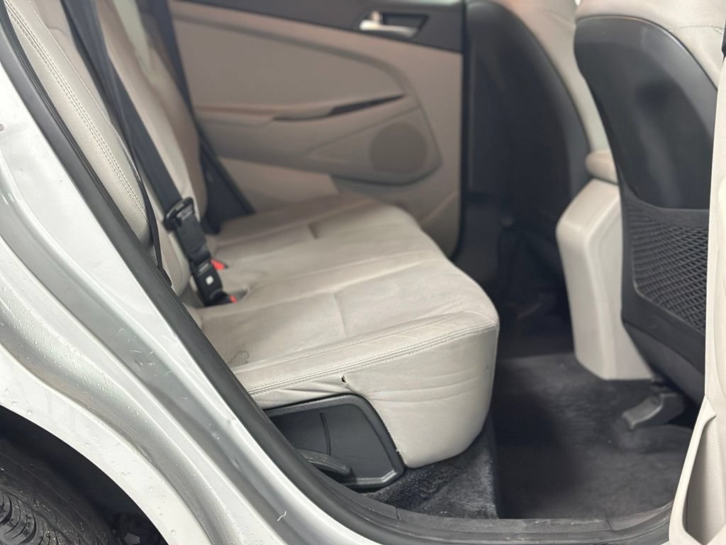Used 2020 Hyundai Tucson SE FWD image 18