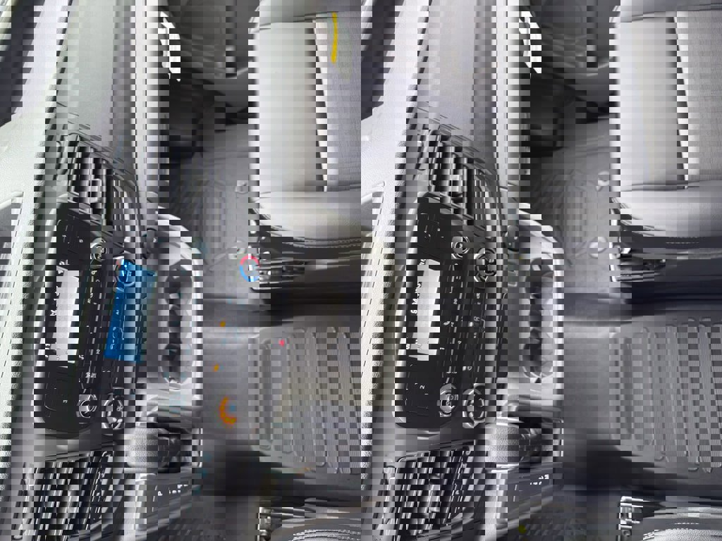 New 2025 Ford Transit 250 Low Roof AWD image 26