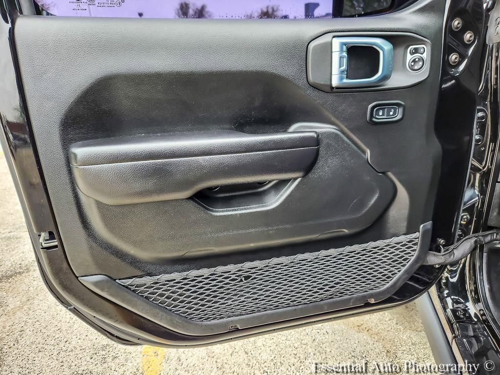 Used 2021 Jeep Gladiator Mojave AWD/4WD image 19