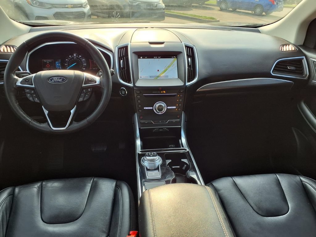 Used 2019 Ford Edge Titanium FWD image 9