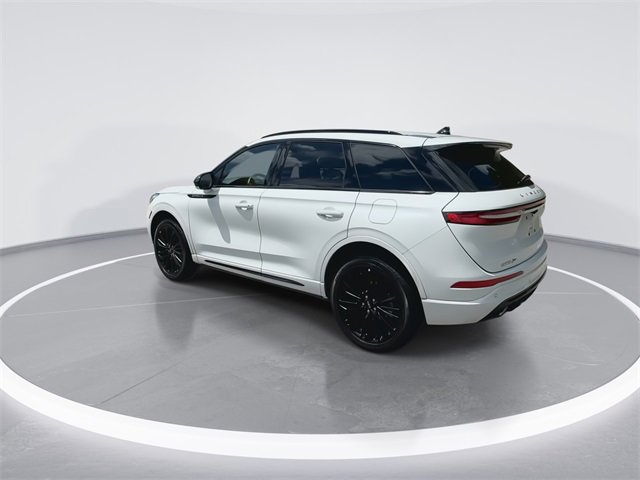 New 2024 Lincoln Corsair Reserve w/ Jet Appearance Package image 6