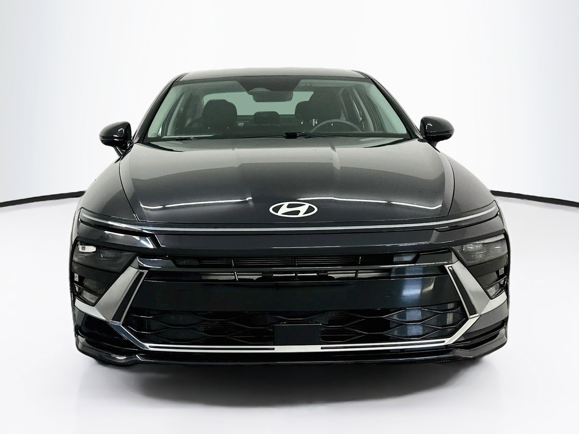 Used 2025 Hyundai Sonata SEL AWD/4WD image 2