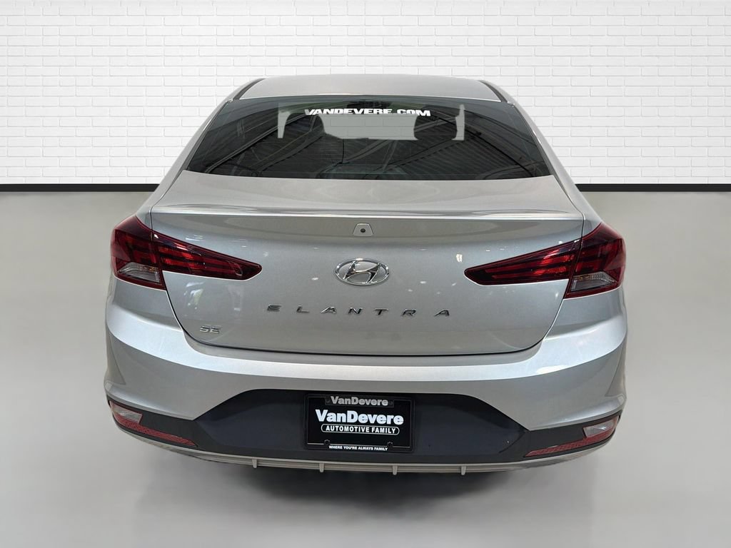 Used 2020 Hyundai Elantra SE FWD image 8