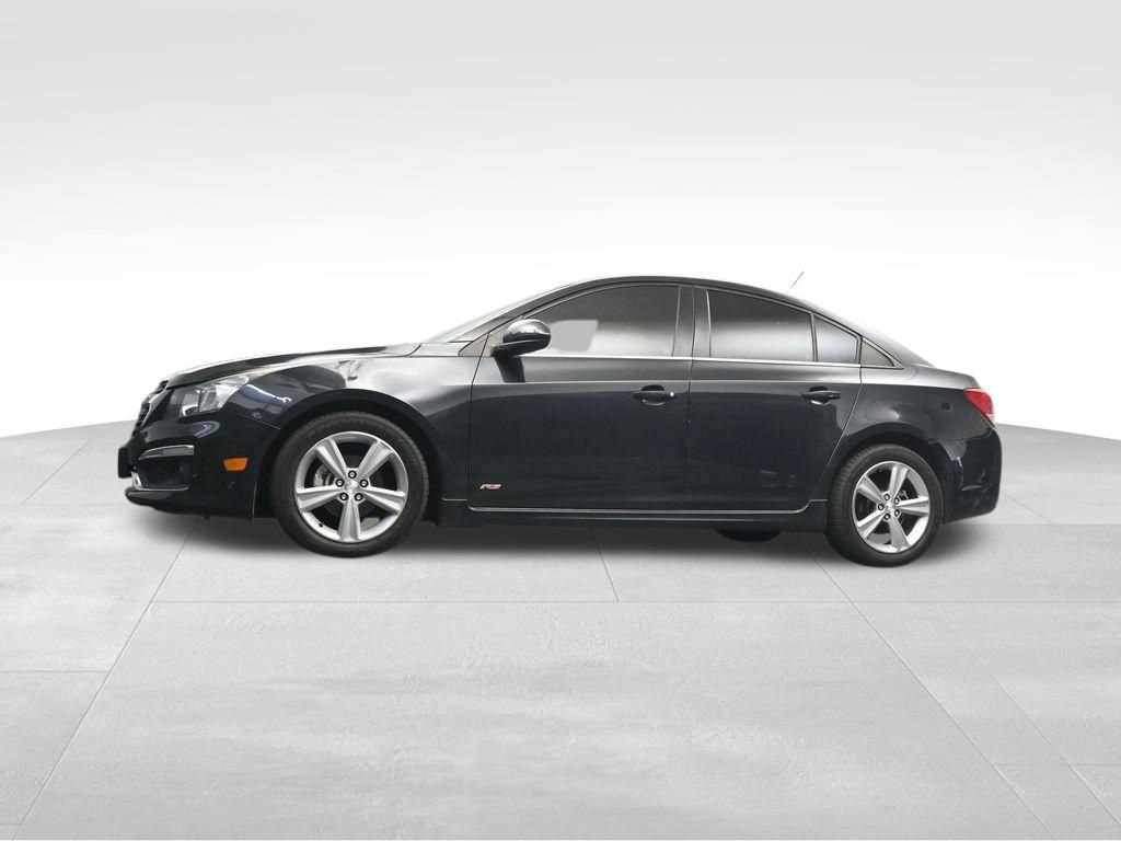 Used 2016 Chevrolet Cruze LT w/ Sun, Sound and Sport Package FWD image 10