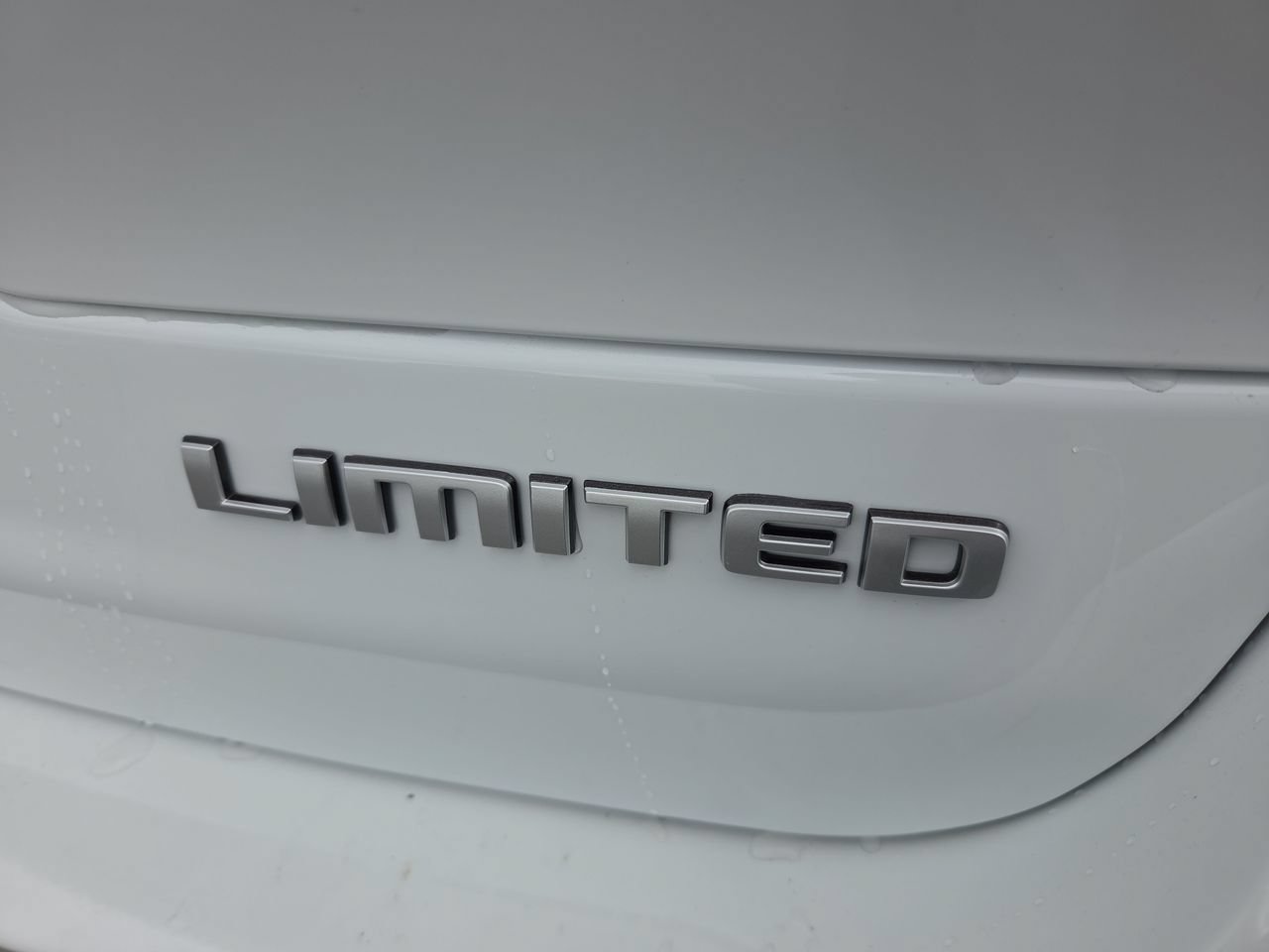 New 2026 Jeep Grand Cherokee L Limited AWD/4WD image 12