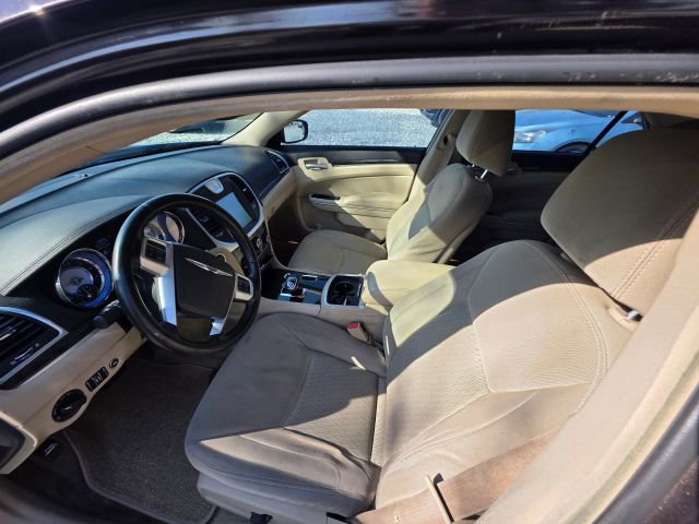 Used 2012 Chrysler 300 image 12