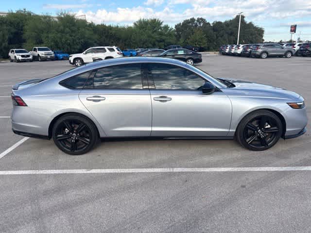 Used 2025 Honda Accord Sport image 6