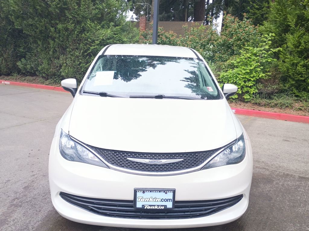 Used 2017 Chrysler Pacifica LX w/ Tire & Wheel Group image 11