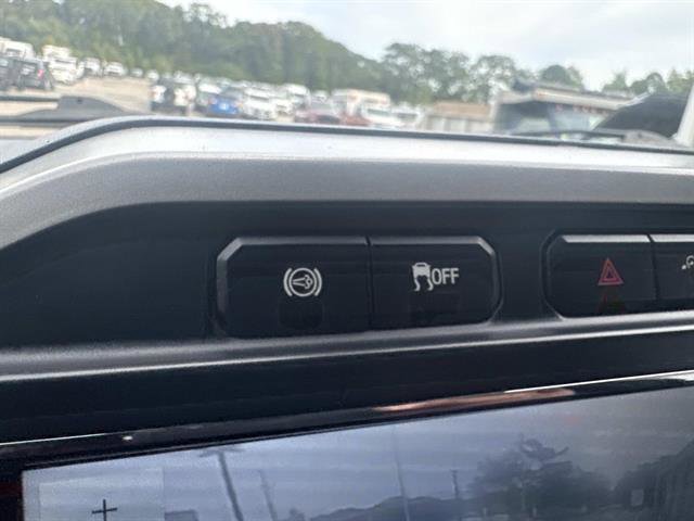 Used 2022 Ford F450 Lariat w/ FX4 Off-Road Package image 20