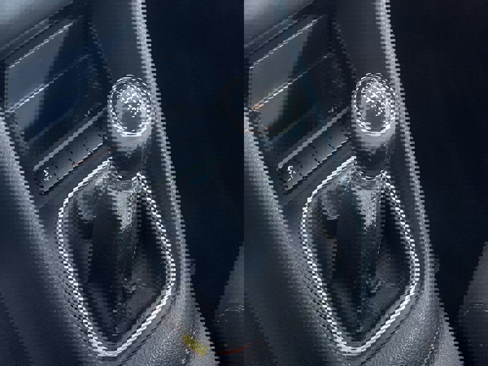 Used 2012 Volkswagen Golf TDI image 19