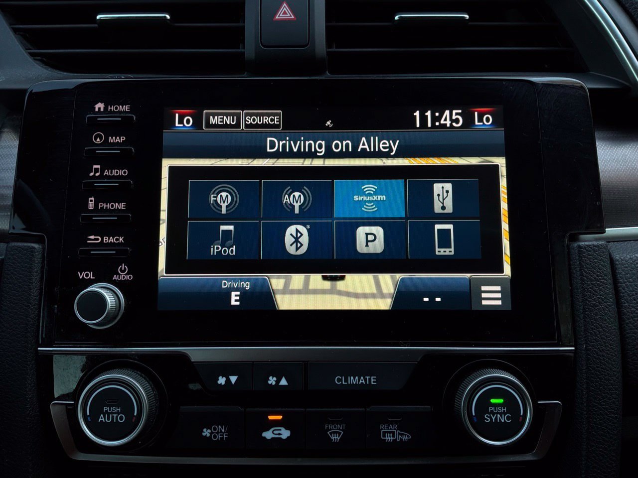 Used 2019 Honda Civic Touring image 38