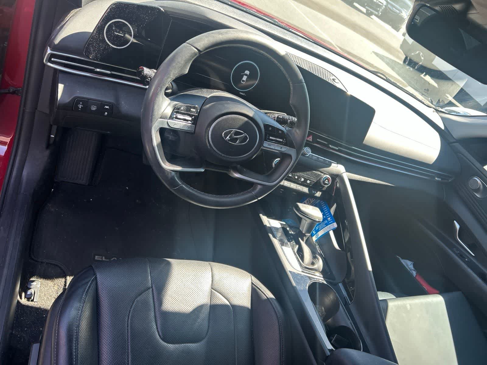 Used 2022 Hyundai Elantra Limited w/ Cargo Package FWD image 7