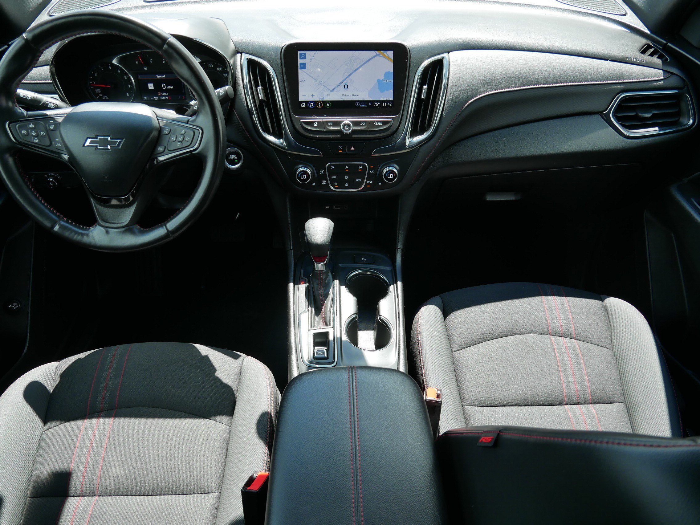 Used 2022 Chevrolet Equinox RS w/ Infotainment Package AWD/4WD image 10
