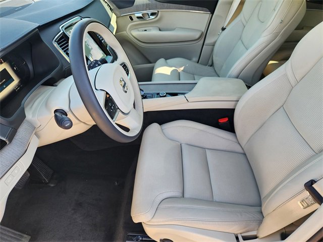 Certified 2025 Volvo XC90 T8 Ultra w/ Protection Package Premier image 15