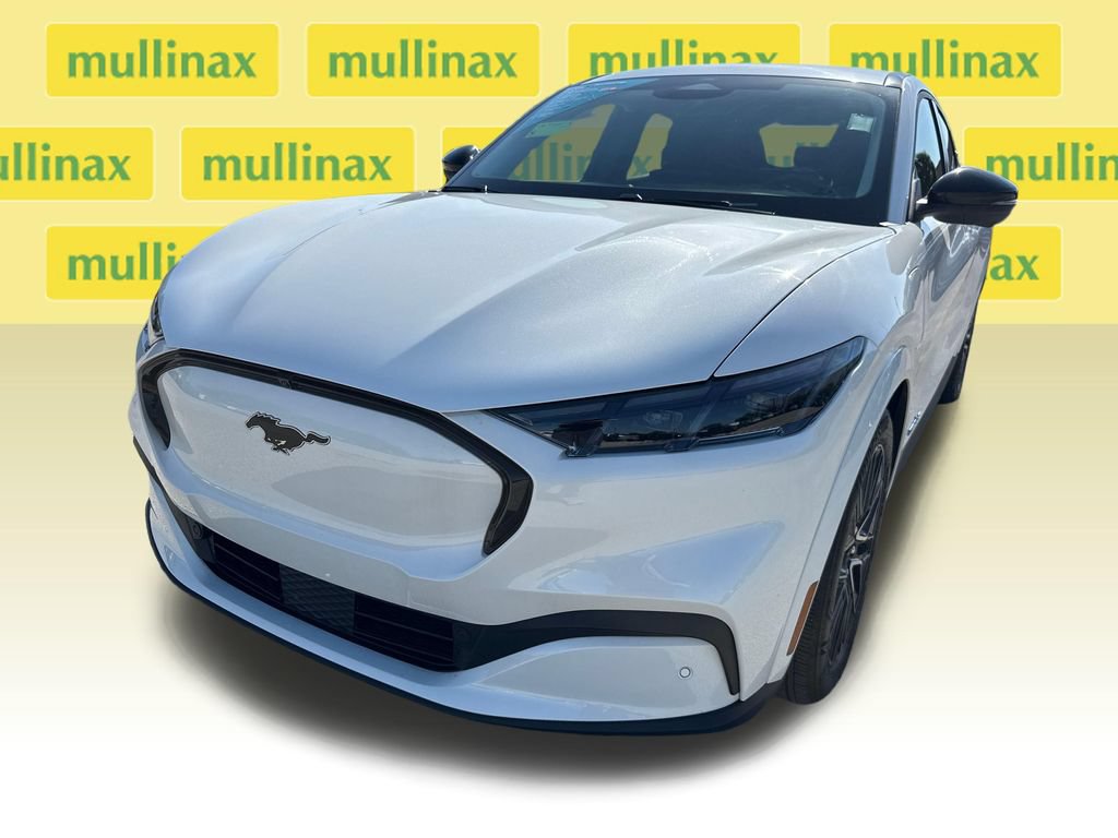 Used 2025 Ford Mustang Mach-E Premium RWD image 10