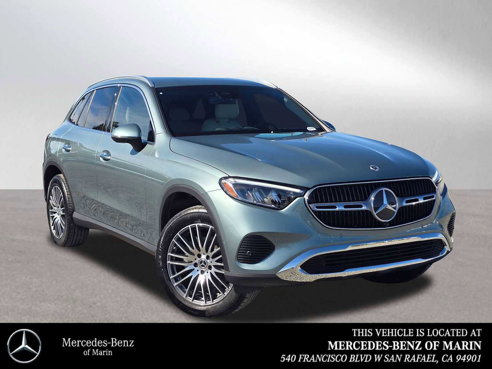 Used 2026 Mercedes-Benz GLC 300 image 1