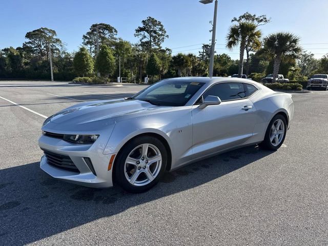 Used 2017 Chevrolet Camaro LT w/ Technology Package image 7