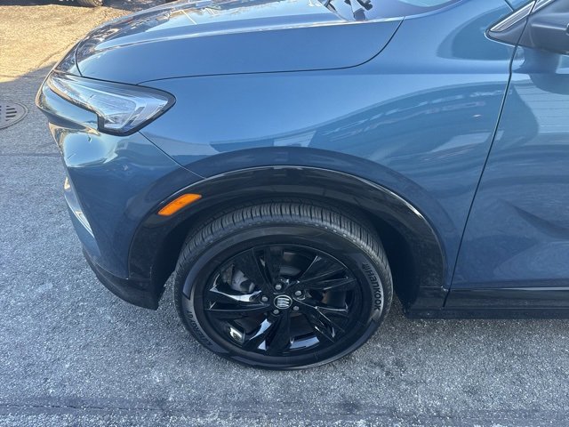 Used 2024 Buick Encore GX Sport Touring w/ Advanced Technology Package image 4