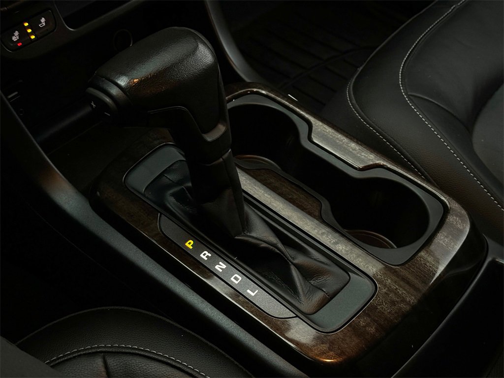 Used 2017 GMC Canyon SLT w/ Driver Alert Package image 23