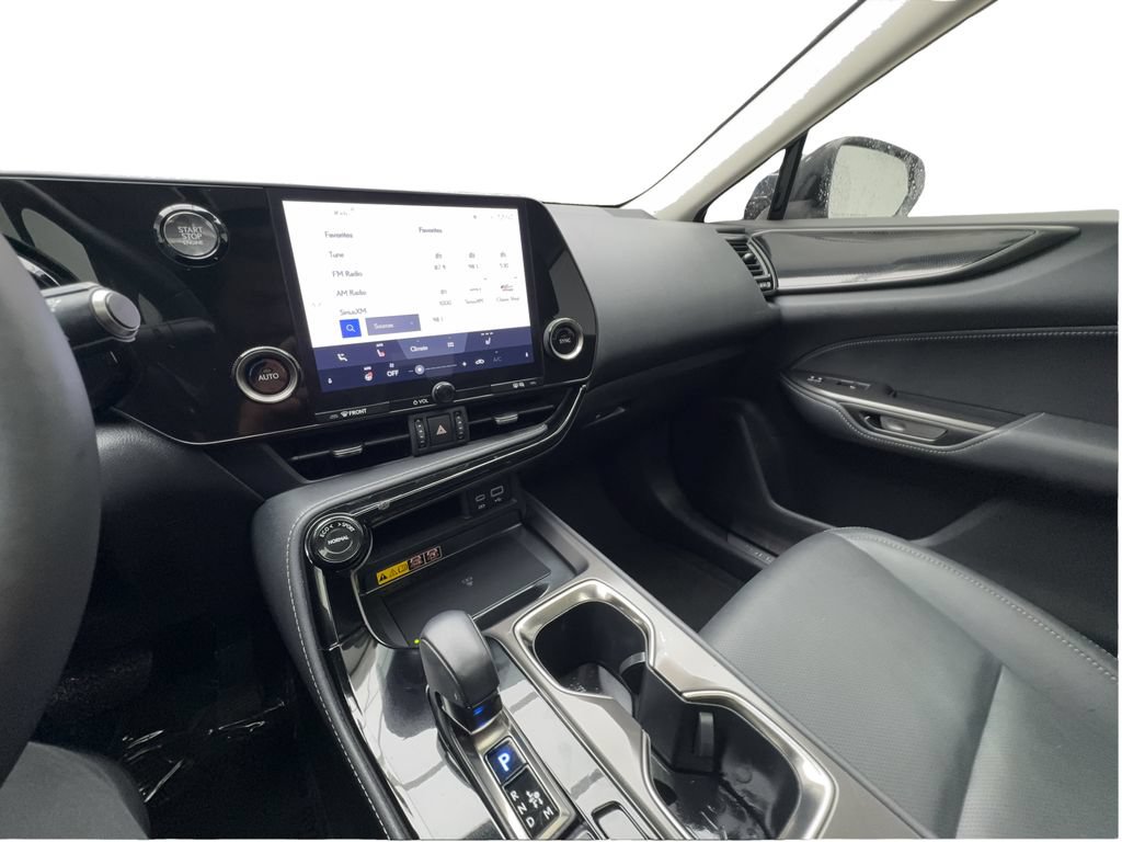 Used 2025 Lexus NX 250 FWD w/ Cold Area Package image 38