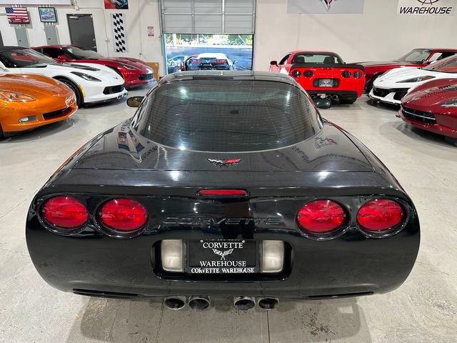 Used 2002 Chevrolet Corvette Coupe w/ Preferred Equipment Group2 RWD image 21