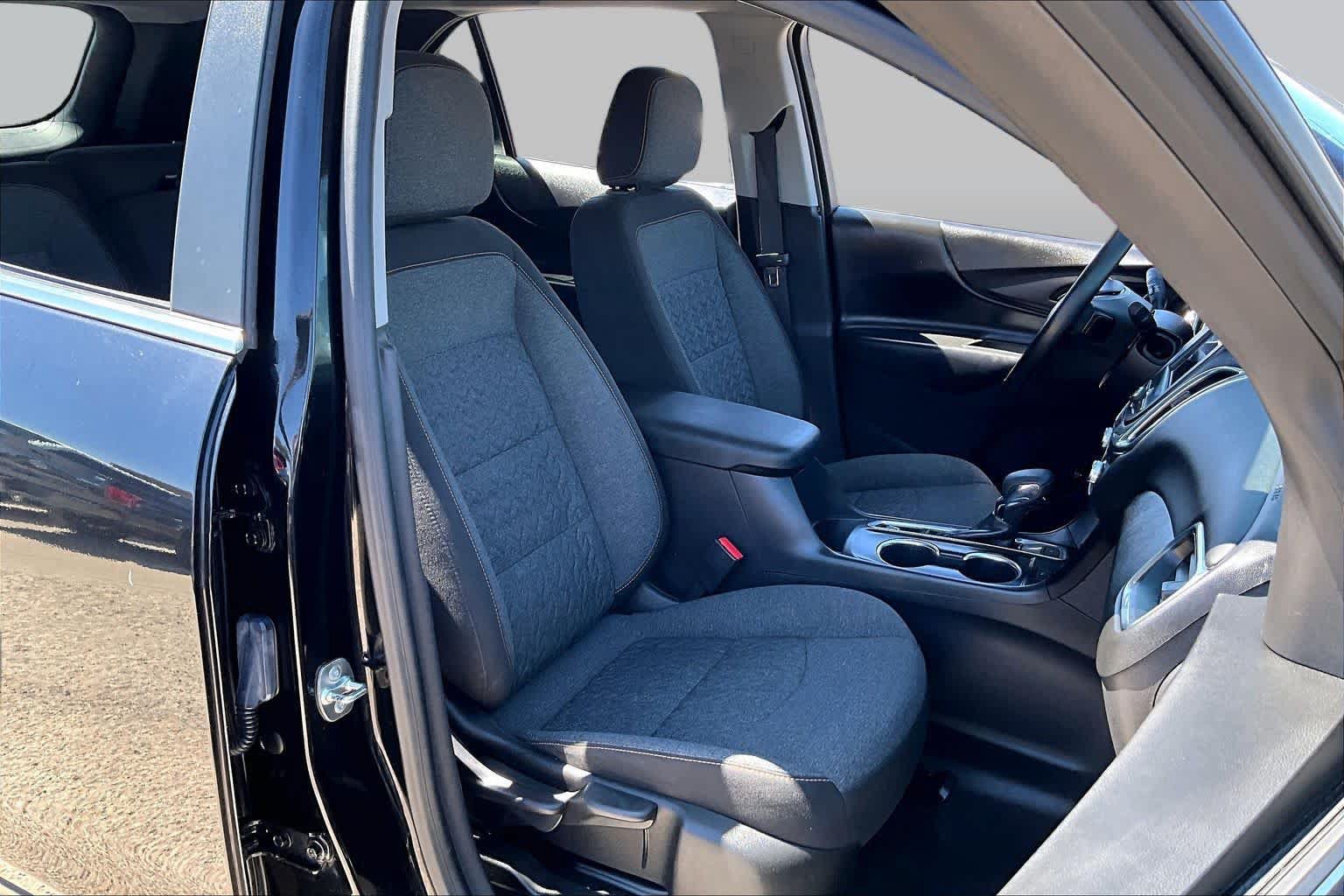 Used 2024 Chevrolet Equinox LT AWD/4WD image 8