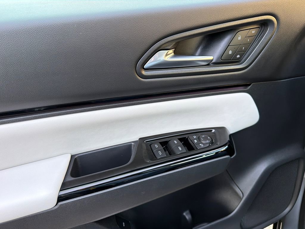 Used 2025 Honda Prologue Elite image 36