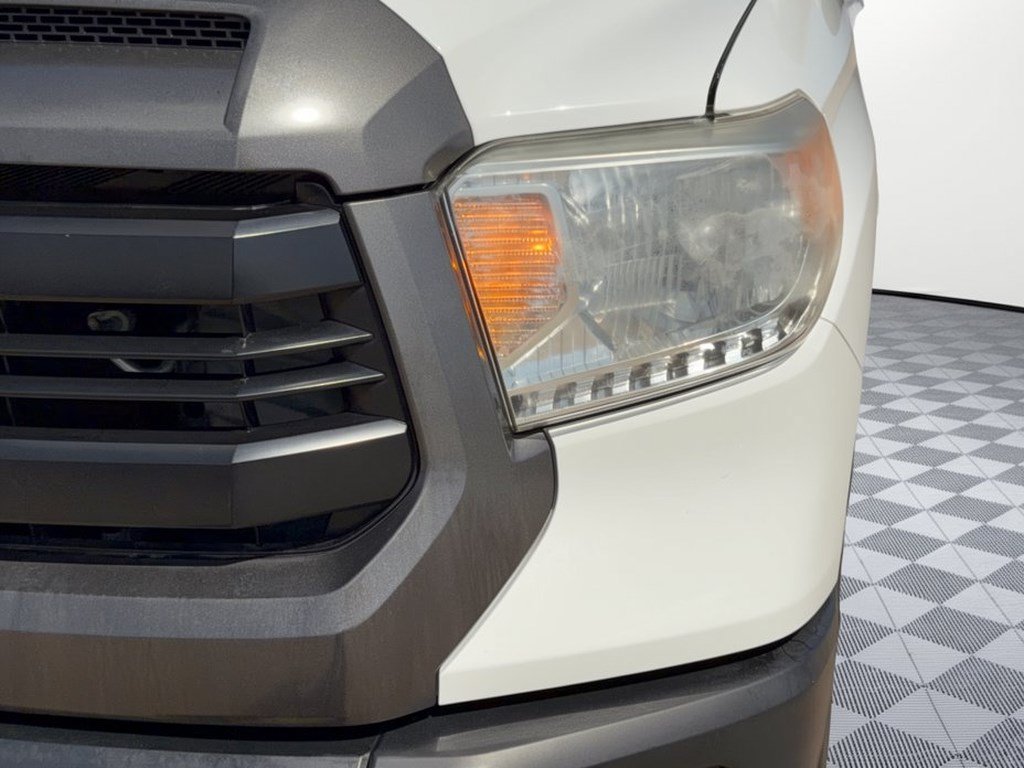 Used 2015 Toyota Tundra SR w/ Tow Package RWD image 12
