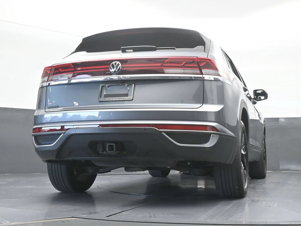 Used 2025 Volkswagen Atlas Cross Sport SE w/ Panoramic Sunroof Package FWD image 66
