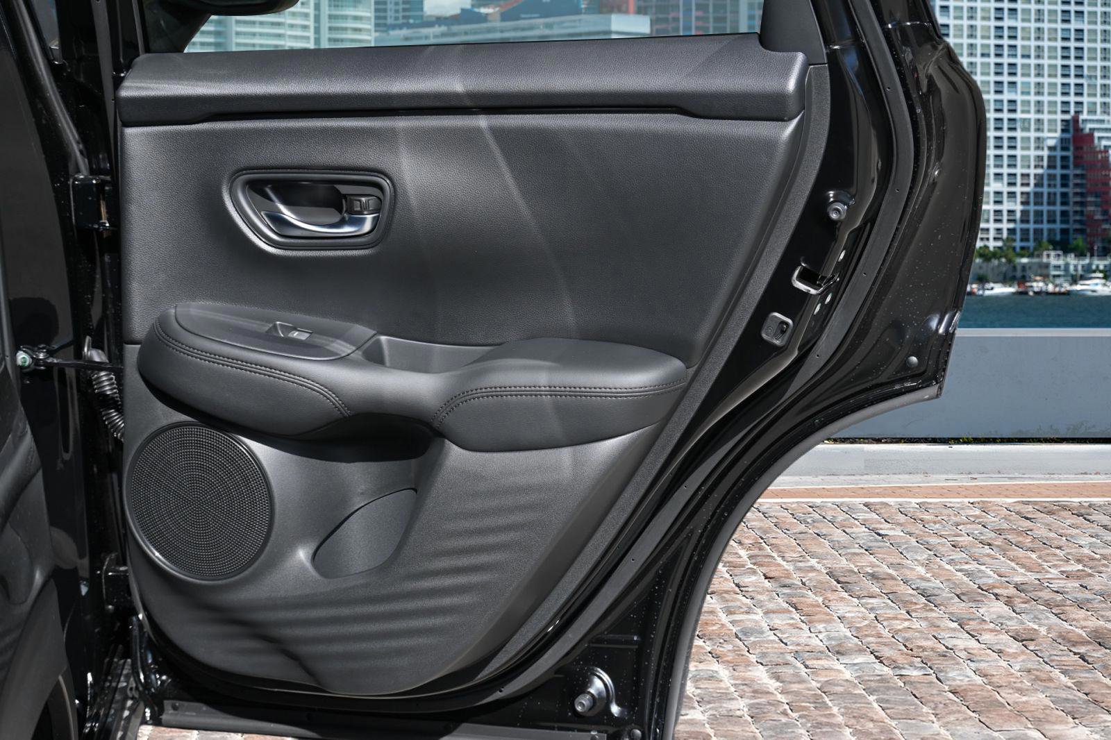 New 2027 Honda HR-V LX image 13