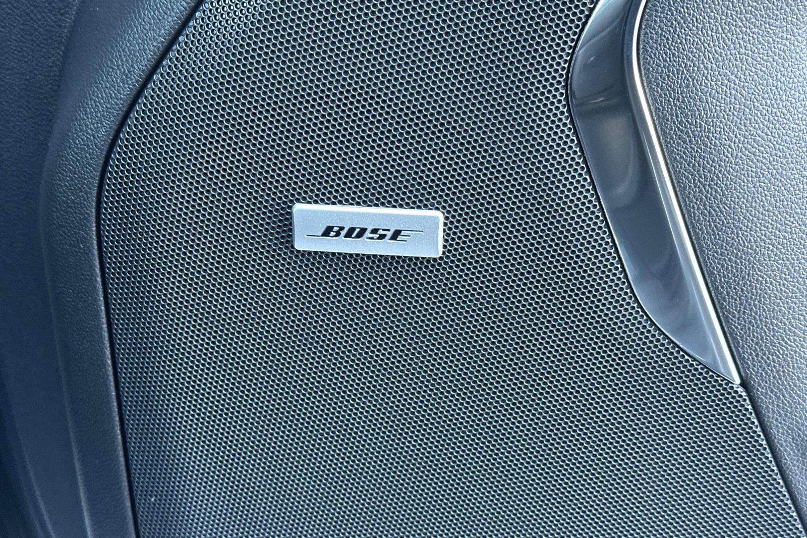 New 2026 Chevrolet Suburban Premier image 22