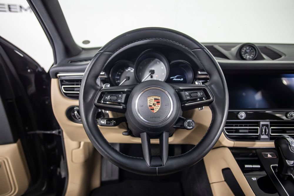 Used 2024 Porsche Macan S AWD/4WD image 25