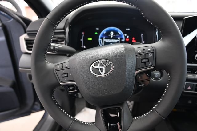 New 2026 Toyota Camry SE FWD image 22