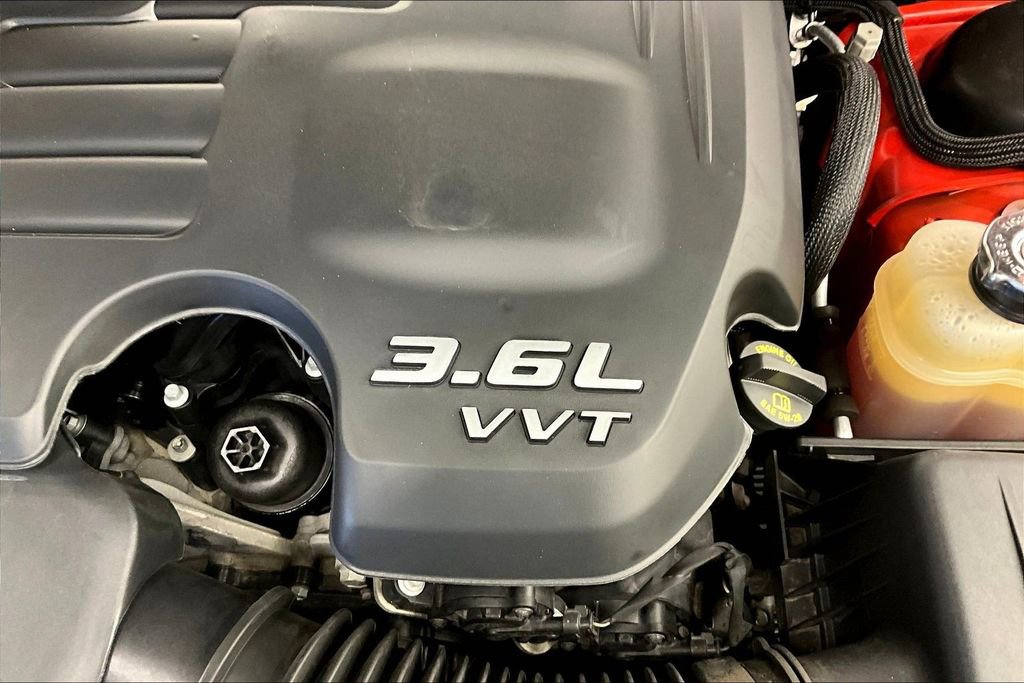 Used 2022 Dodge Charger SXT RWD image 32