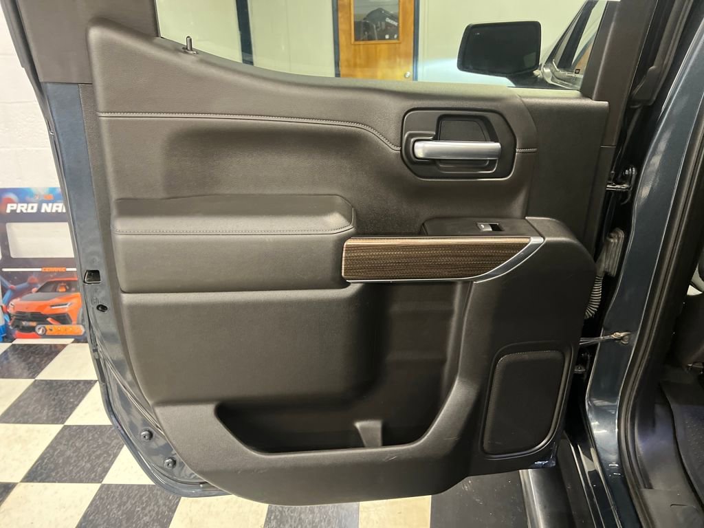 Used 2019 Chevrolet Silverado 1500 RST image 38