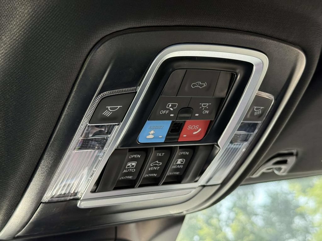 New 2026 RAM 3500 Laramie AWD/4WD image 29